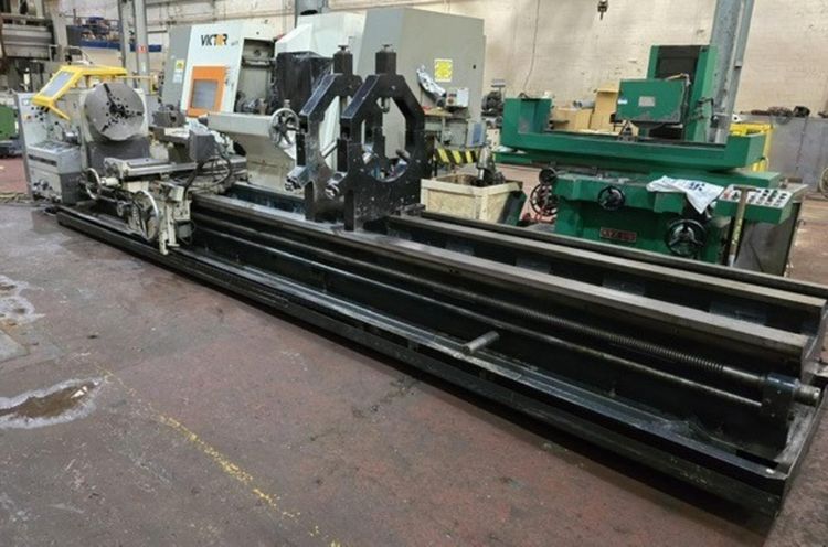 Binns & Berry Gap Bed Lathe 1250 RPM Trident L1000