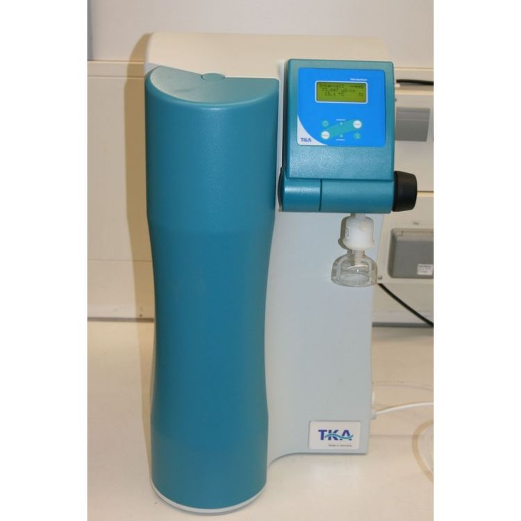 TKA GenPure UV / UF ultrapure water system