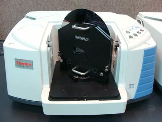 Thermo Nicolet iS10 Variable Angle Wafer Analyzer