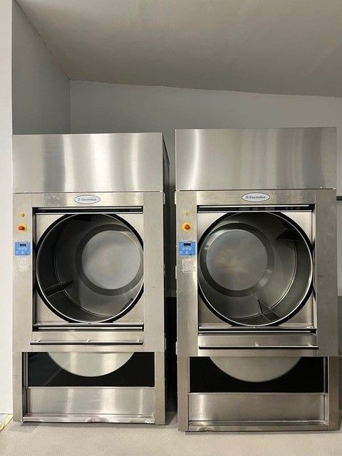 2 Electrolux T4900