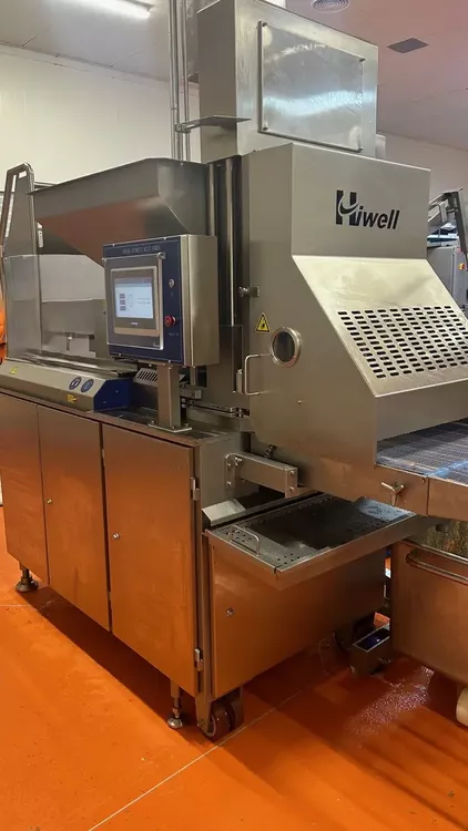 Hiwell AMF 600-V, Forming Machine