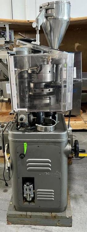 Manesty BetaPress TABLET PRESSES