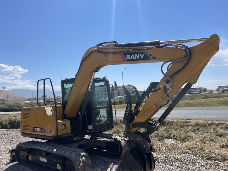 Sany SY75 Tracked Excavator