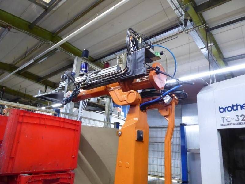 Robot ABB IRB 2400L 6 AXIS