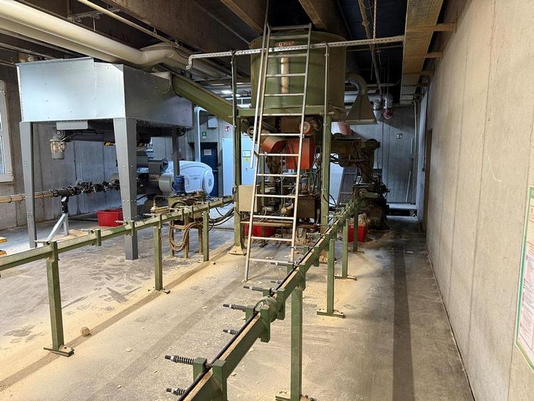 2  Briquetting press