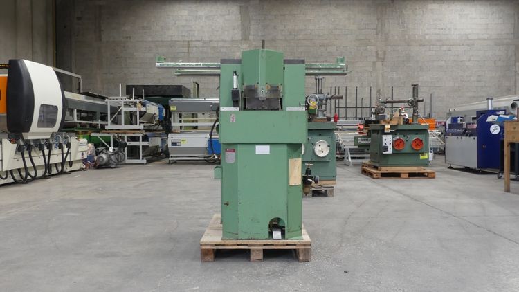 Brevetti, Motta Junior 200 Router