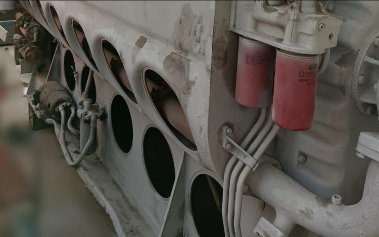 3 EMD 12-645-E3 locomotive diesel engines