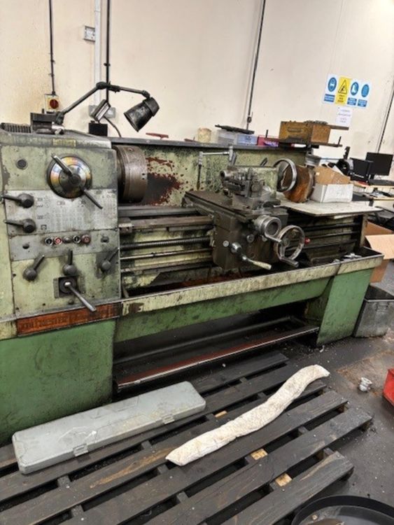Colchester Engine Lathe 2000 RPM TRIUMPH 2000