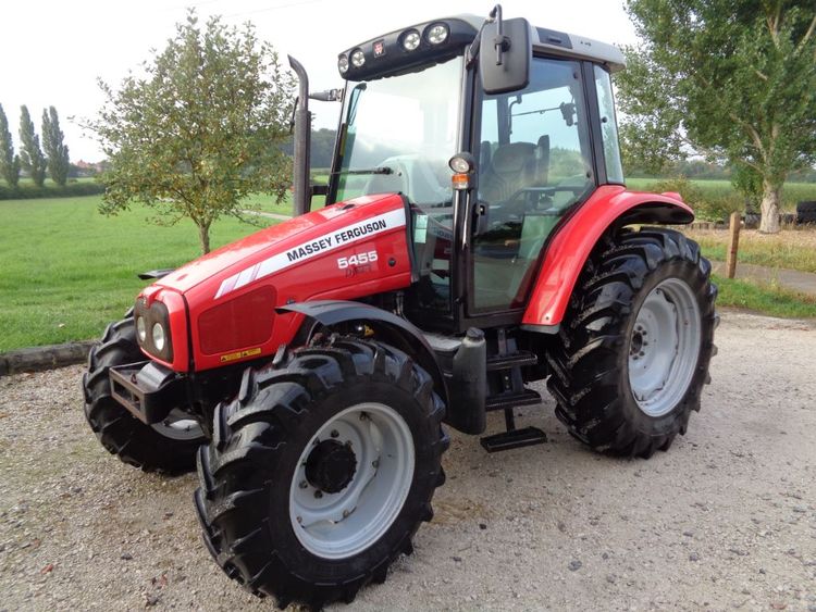 Massey Ferguson 5455 Tractor 7039