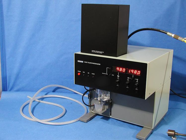 Bach Simpson FLM3 Flame Photometer