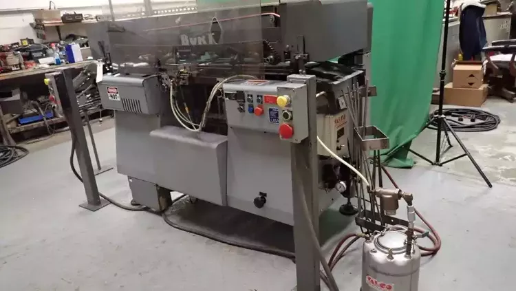 Mateer Burt 408A, Automatic Horizontal Glue Labelling Machine