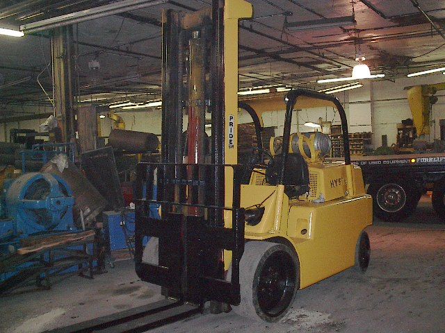 Hyster PROPANE S150 SOLID TIRE FORKLIFT
