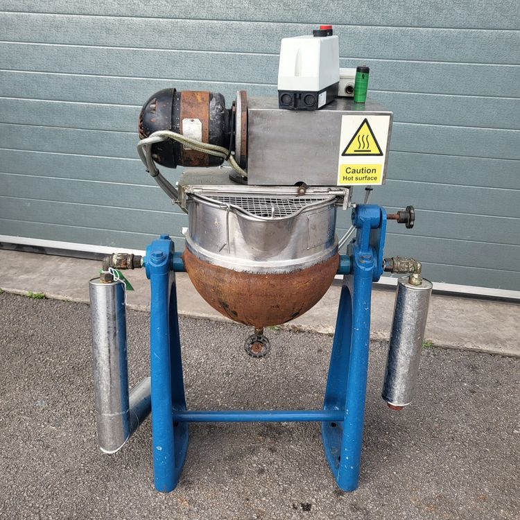 BCH B463 Steam Jacketed Tilting Pan