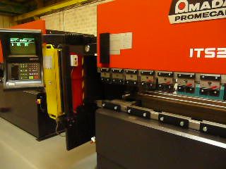 Amada ITS2 800 Kn