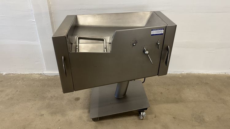 Ruhle SR 1 Dicing Machine