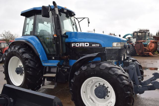 Ford, New Holland 8670 TA