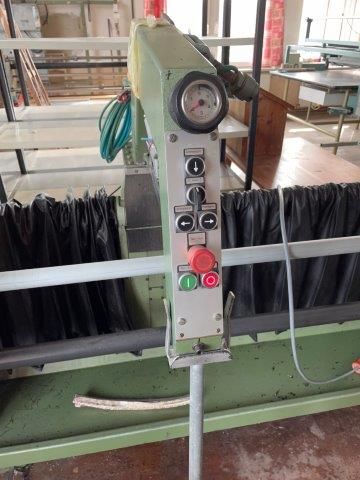 Moley M 1600 Automatic roll slitter in linear