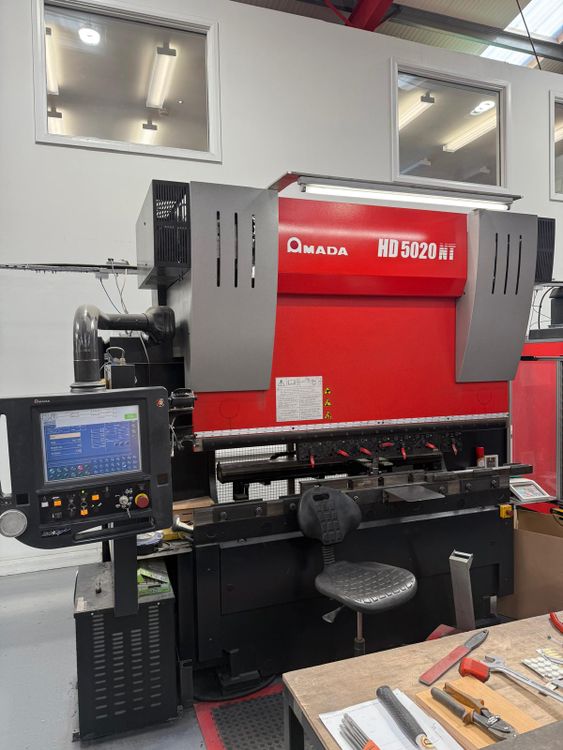 Amada HD 5020 Press Brake, 8 axis 50 tonnes