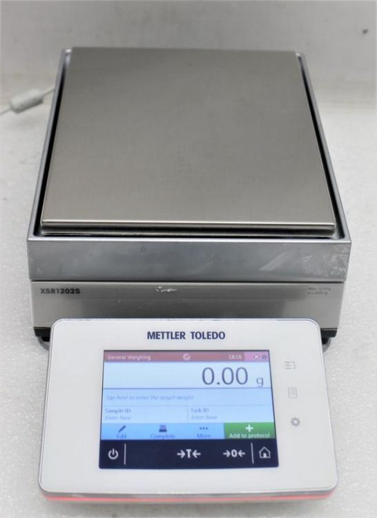 Mettler Toledo XSR1202S Precision Top loader Balance