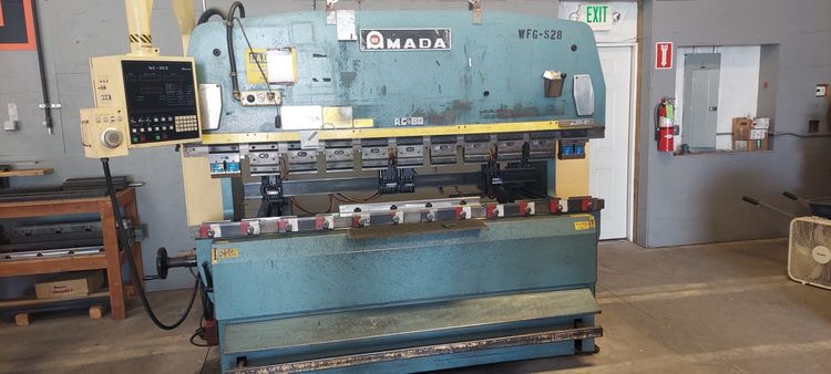 Amada RG D9 E 80 Ton