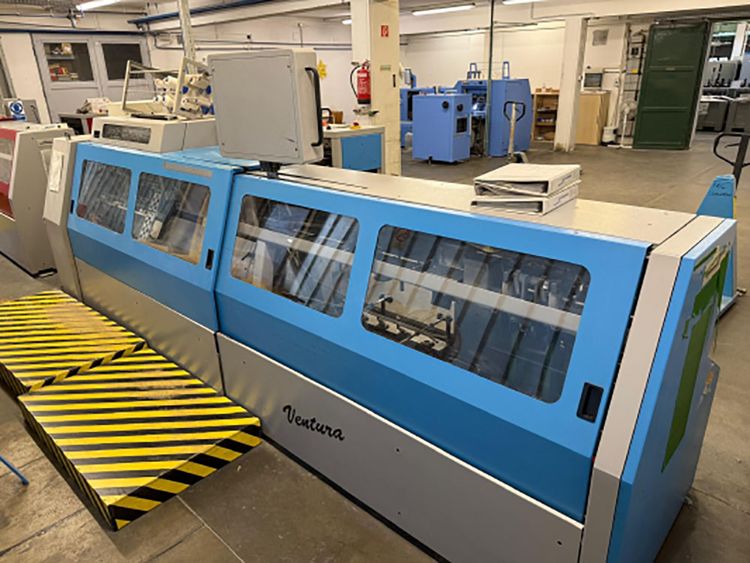 MULLER MARTINI Ventura 3215 Sewing Machine