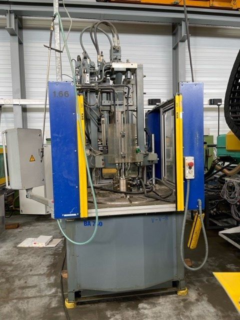 Arburg Vertical Injection Press 75 T