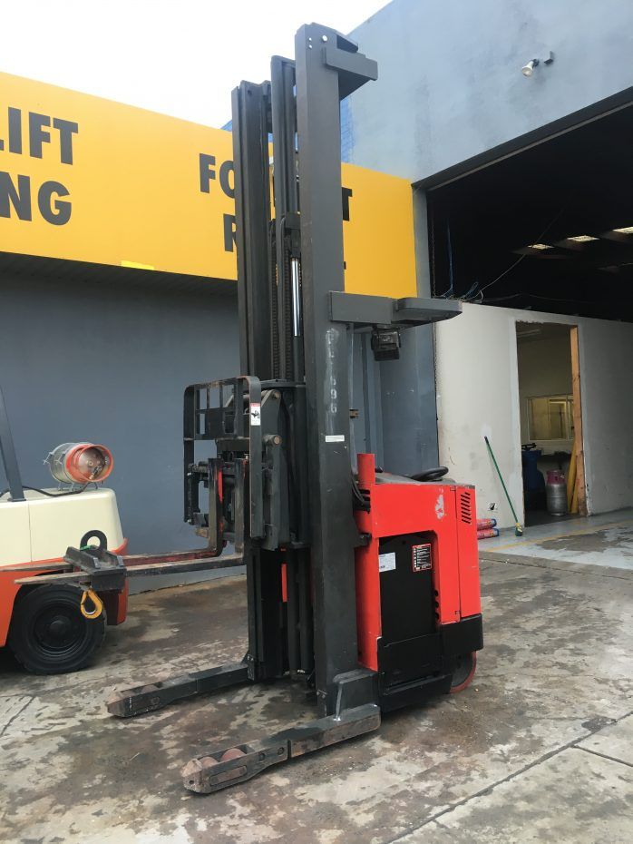 Raymond Double Deep Reach Truck 1.8 tonne