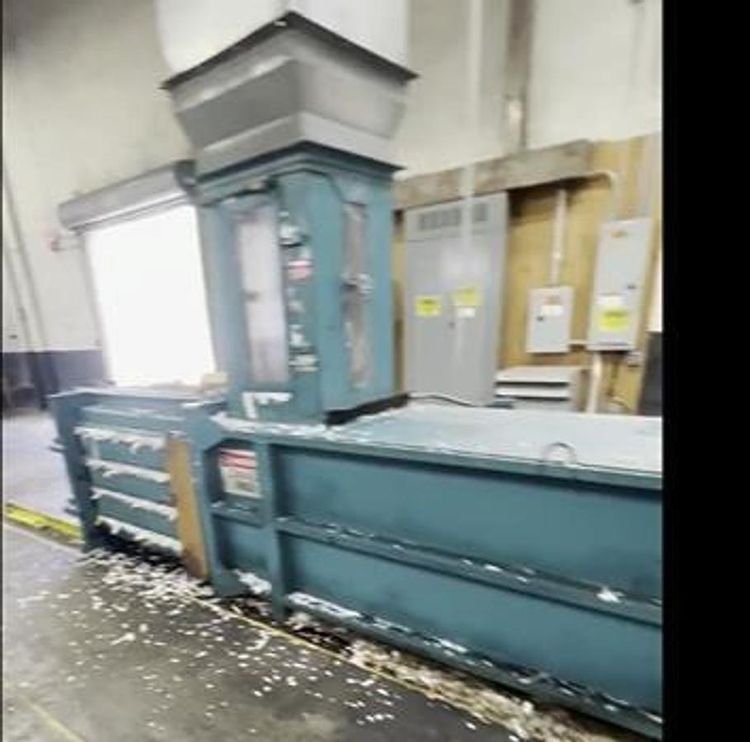 Economy Closed Door Baler
