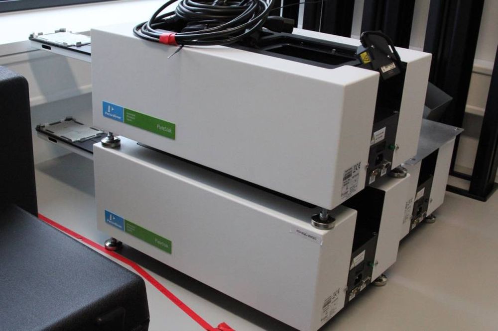 Perkin Elmer PlateStak Automated Microplate Handler