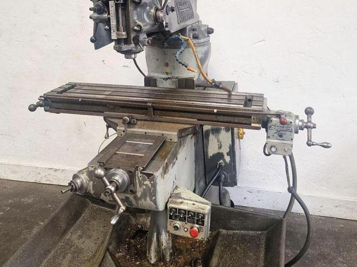 Bridgeport SERIES 1 BR2J2  TURRET MILL 3750 rpm