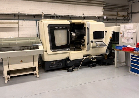 Mori Seiki Mitsubishi M730UM with CELOS 4,000 rpm NLX2500SY/700 2 Axis