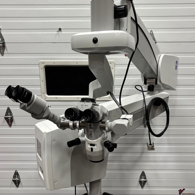 ZEISS OPMI Lumera i  Operating Scope