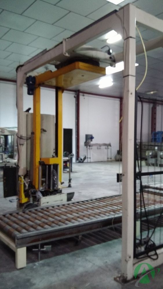 TOSA 121 PALLET WRAPPER