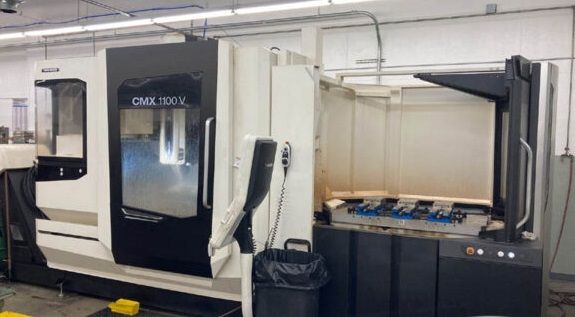 DMG Mori CMX1100V with Pallet Changer 3 Axis