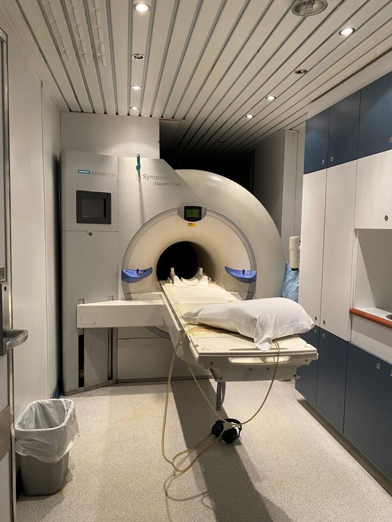 Siemens Symphony 1.5T Mobile MRI System