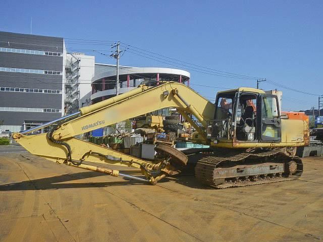 Komatsu PC200-6 Tracked Excavator