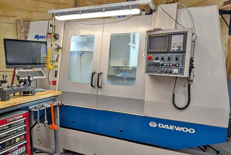 Daewoo MYNX 500 3 Axis