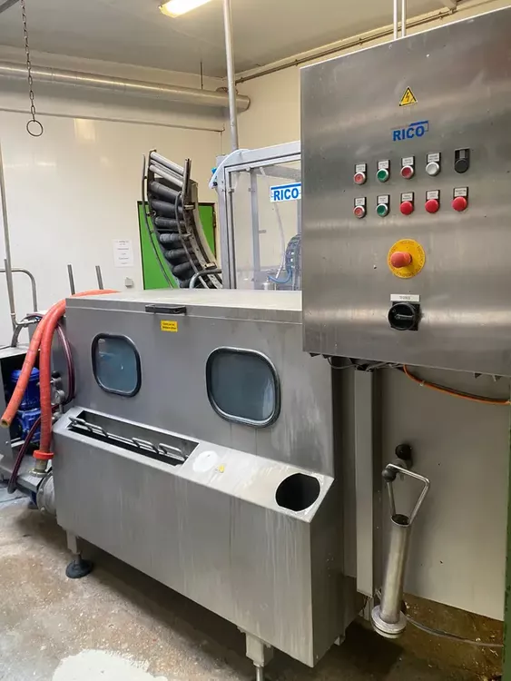 Rico 2500 1-Bad Crate Washer