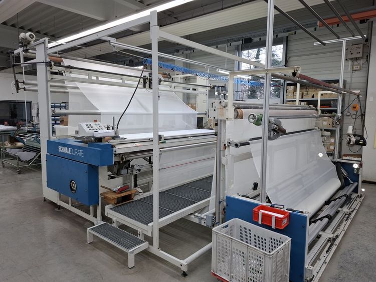 Schmale durate AIV RL-R automatic sewing machine