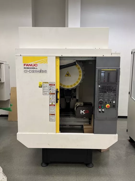 Fanuc ROBODRILL ALPHA D21MIB5 3 Axis