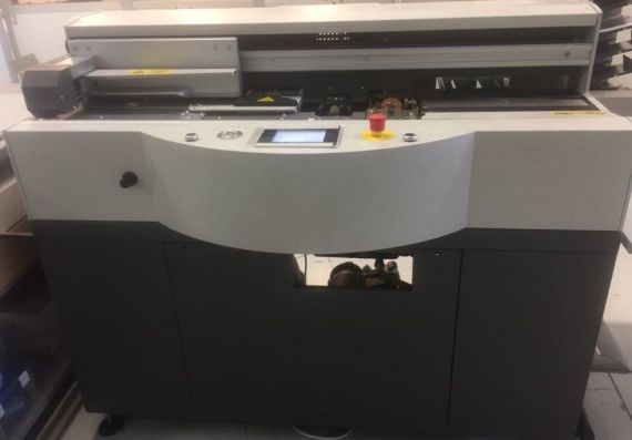 DB 3000
