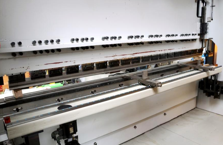 Deratech ULTIMA PLUS 160/4100 160 t