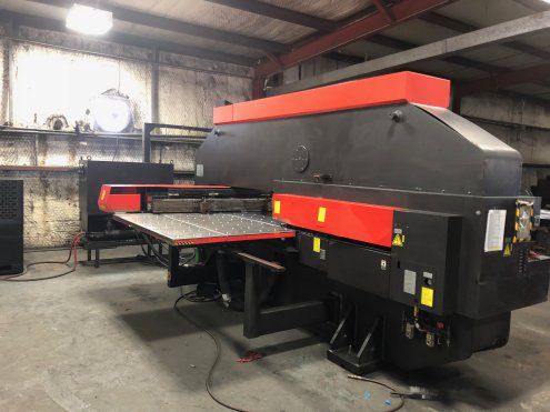 Amada Vipros 367 Queen Turret Punch press 33 Ton