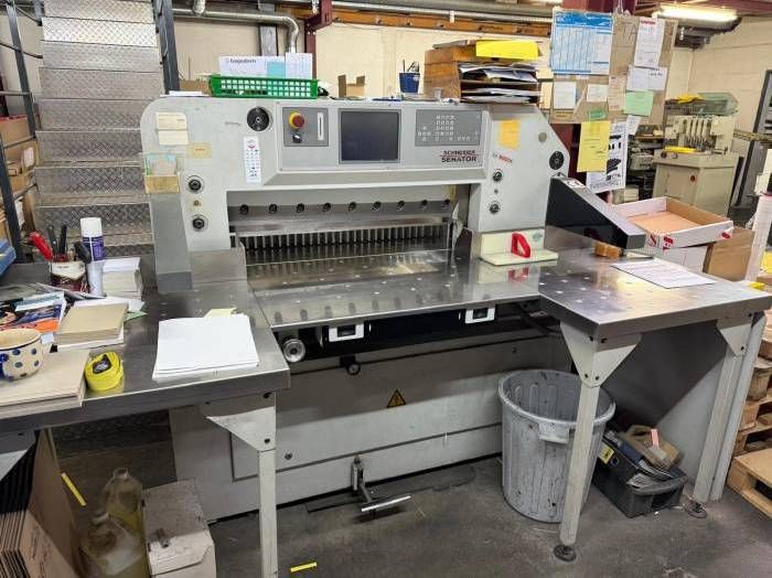 Schneider Senator 92