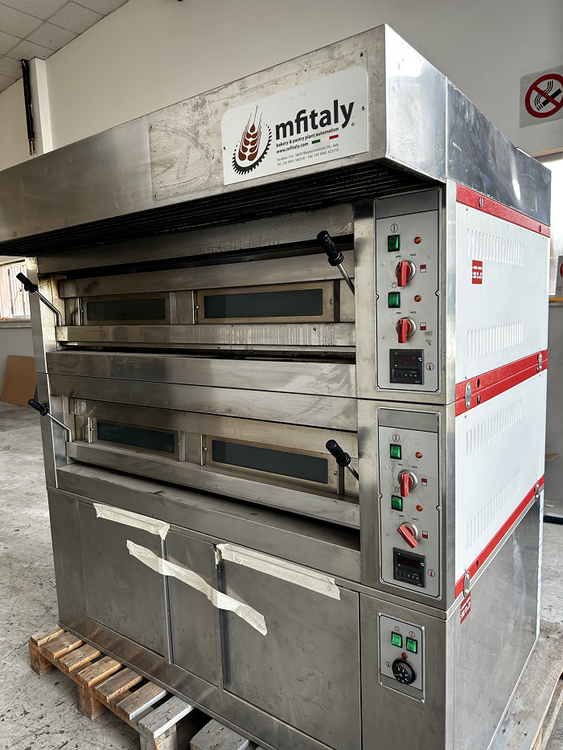 ELECTRIC 2-DECK OVEN