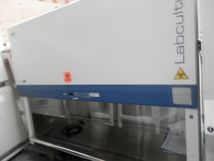 Esco Biosafety Cabinet