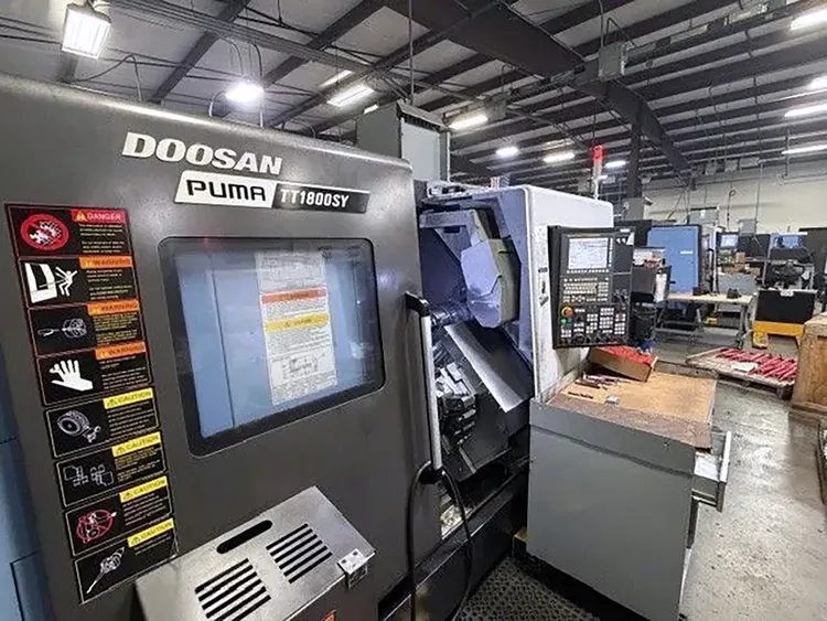 Doosan Fanuc 31i-TB 5,000 rpm PUMA TT1800SY 2 Axis