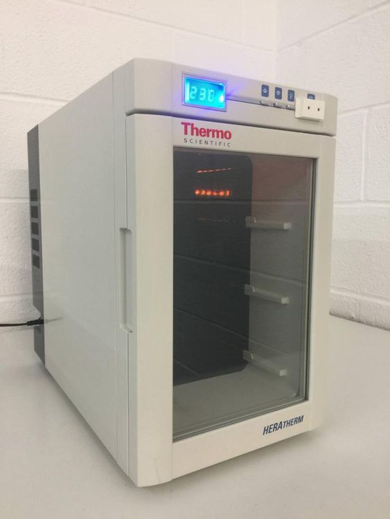 Thermo Scientific Heratherm IMC 18 Incubator