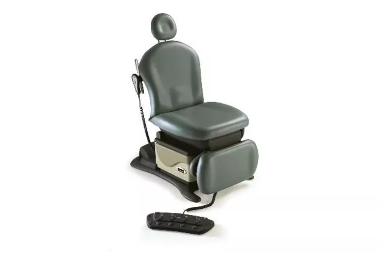 Midmark 641 Barrier-Free Oral Procedure Chair