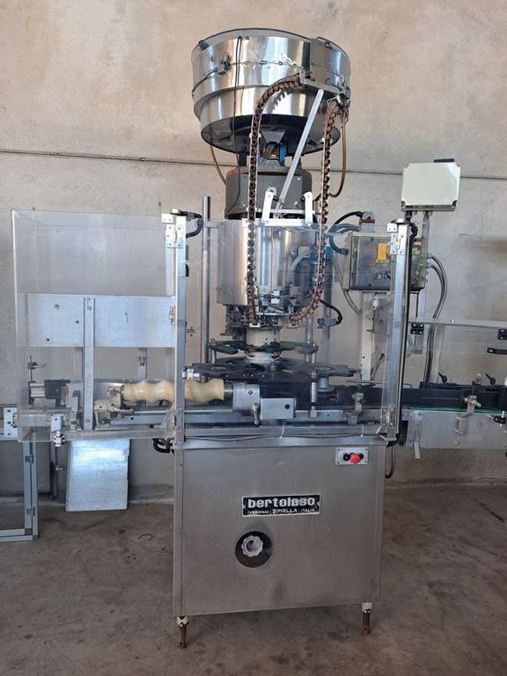 Bertolaso KAPPA 108 CORKING MACHINE